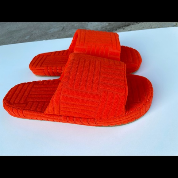 Bottega inspired slide - Picture 4 of 5